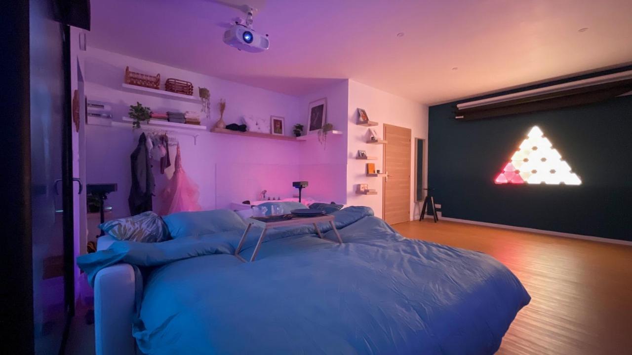 Capsule Nature & Photos - Jacuzzi - Netflix & Home Cinema - Ps5 & Jeu Thun-Saint-Martin Екстер'єр фото